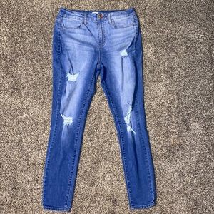 Size 11/30 Ultimate Jeggings
